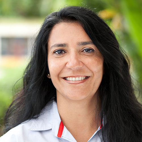 <em>MARIA Fernanda R.</em>